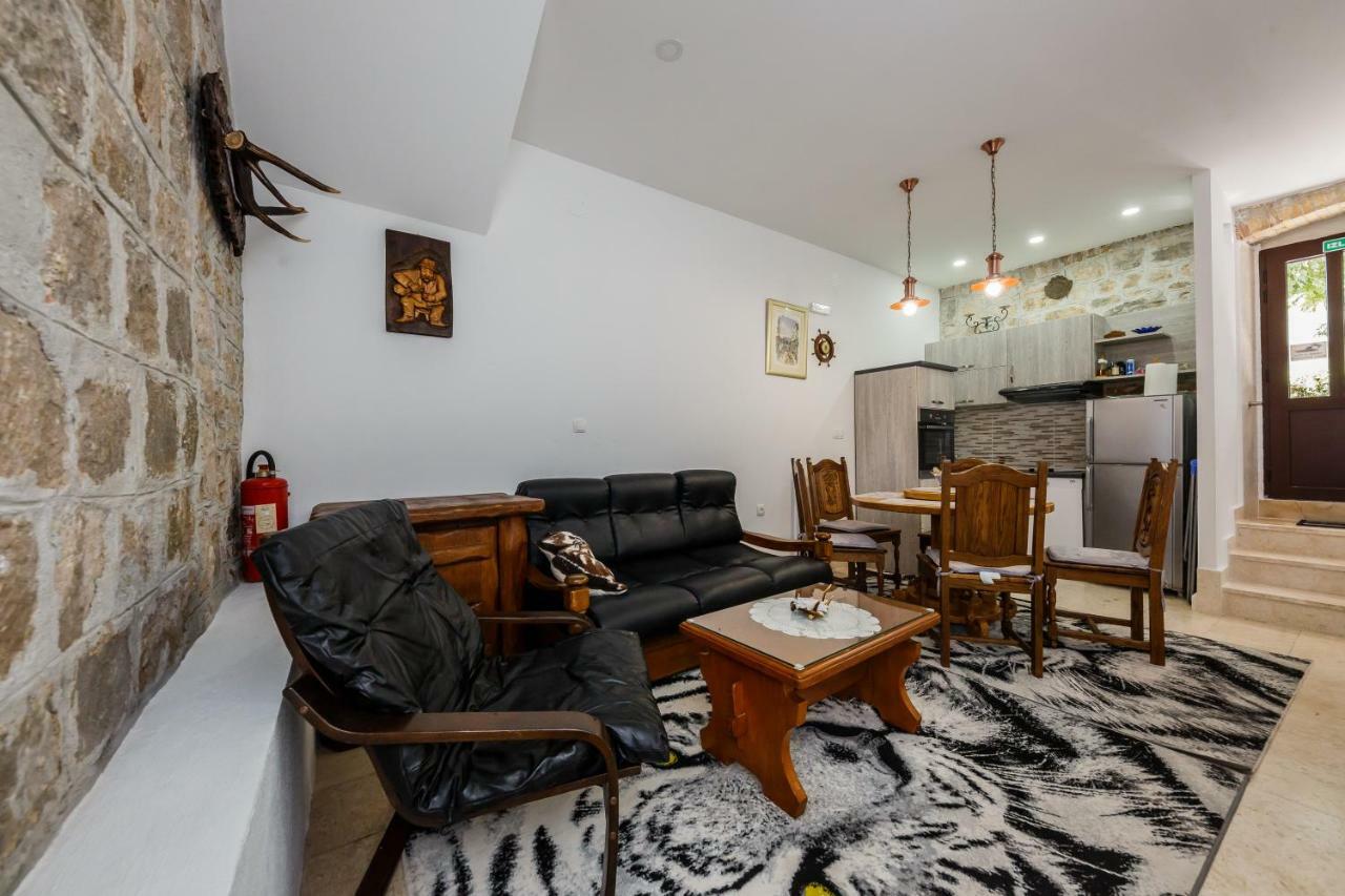 Apartman Lavanda Kastela Exterior photo